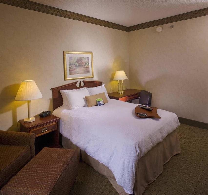 Hampton Inn And Suites Asheville Airport Флетчър Стая снимка